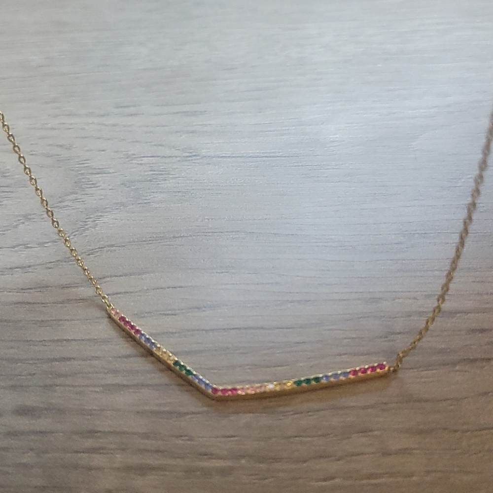 🌈 Cute Chevron Rainbow Necklace